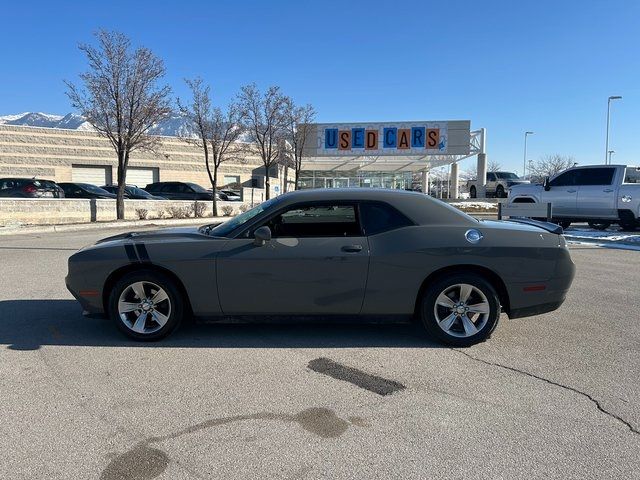 2017 Dodge Challenger SXT