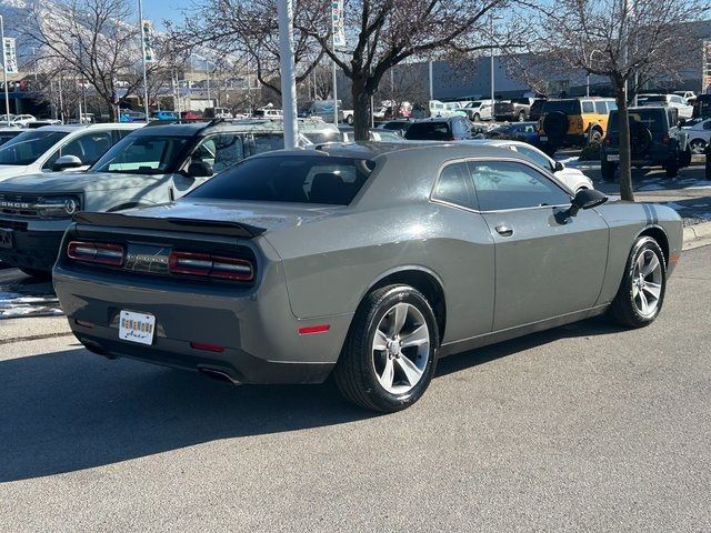 2017 Dodge Challenger SXT