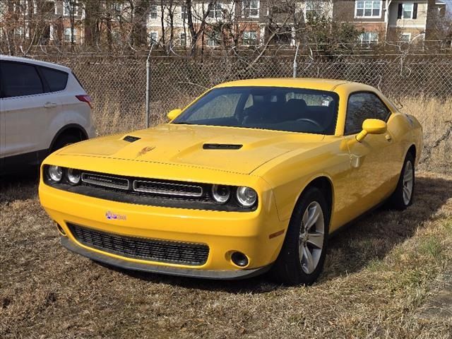 2017 Dodge Challenger SXT