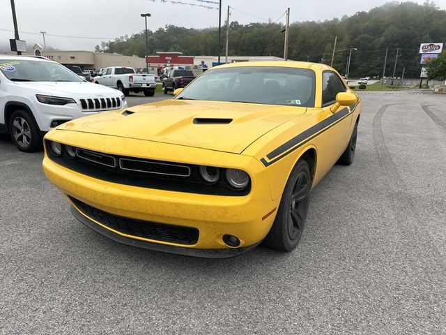 2017 Dodge Challenger SXT