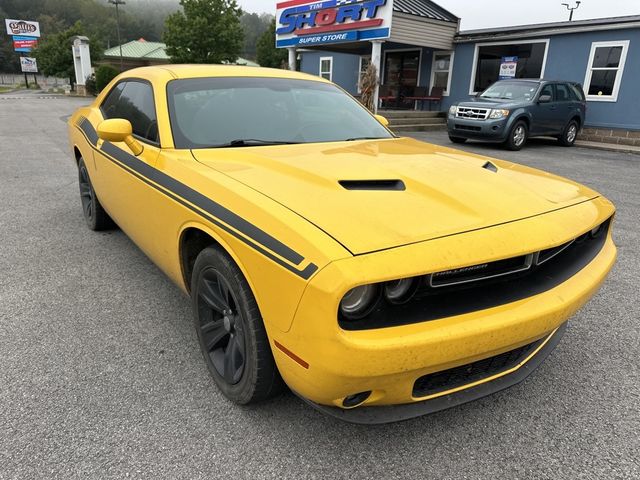 2017 Dodge Challenger SXT