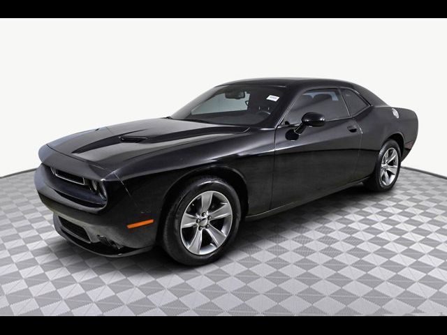 2017 Dodge Challenger SXT