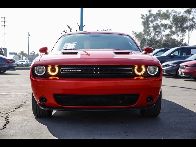 2017 Dodge Challenger SXT