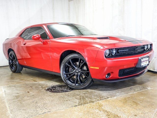 2017 Dodge Challenger SXT Plus