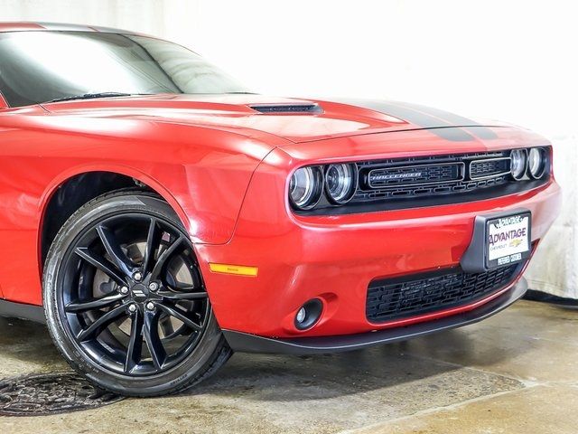 2017 Dodge Challenger SXT Plus