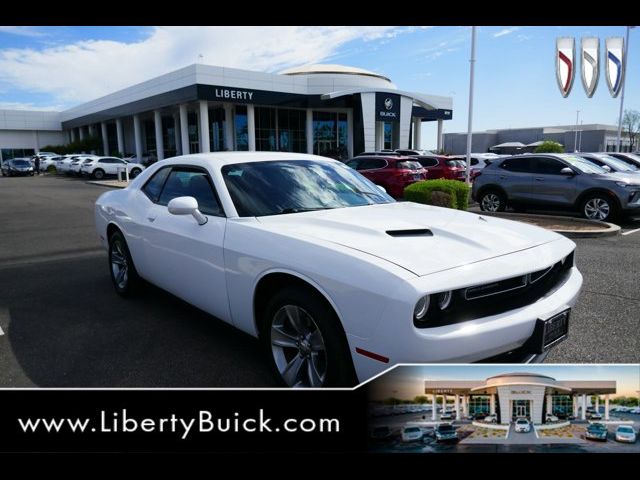 2017 Dodge Challenger SXT