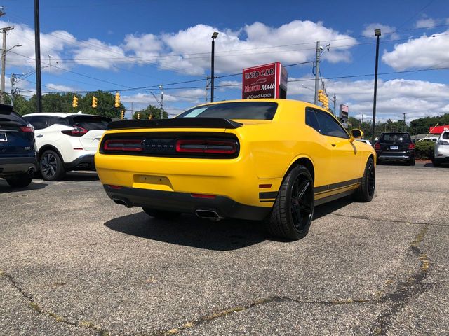 2017 Dodge Challenger SXT