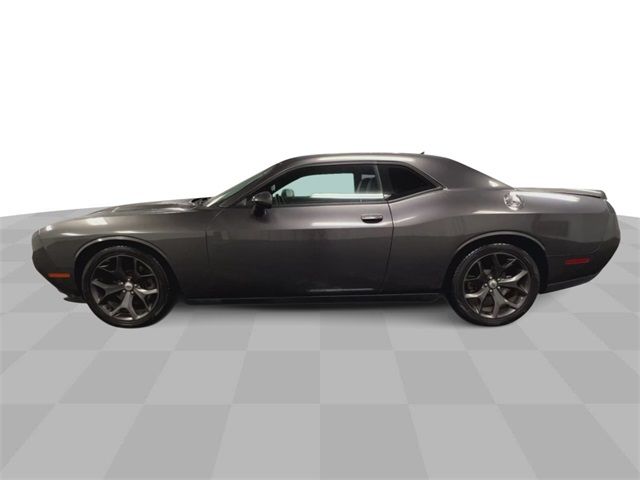 2017 Dodge Challenger SXT Plus