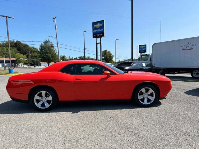 2017 Dodge Challenger SXT