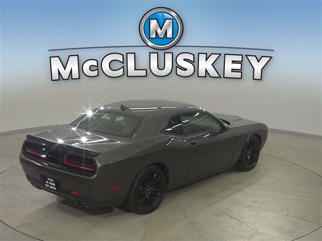 2017 Dodge Challenger SXT Plus