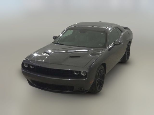 2017 Dodge Challenger SXT Plus