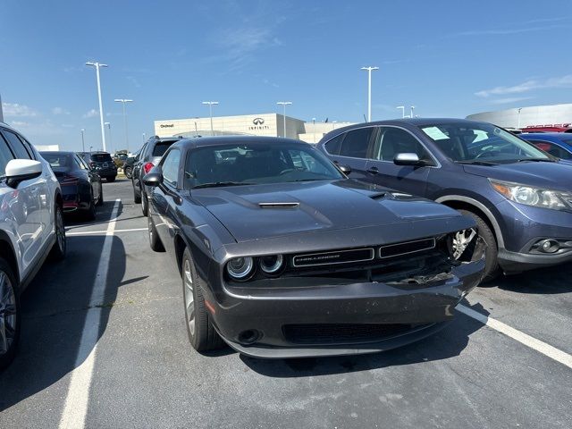 2017 Dodge Challenger SXT