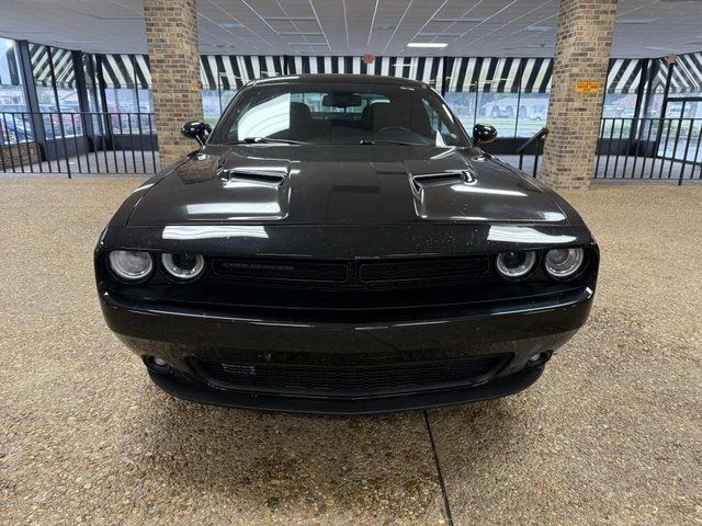 2017 Dodge Challenger SXT Plus