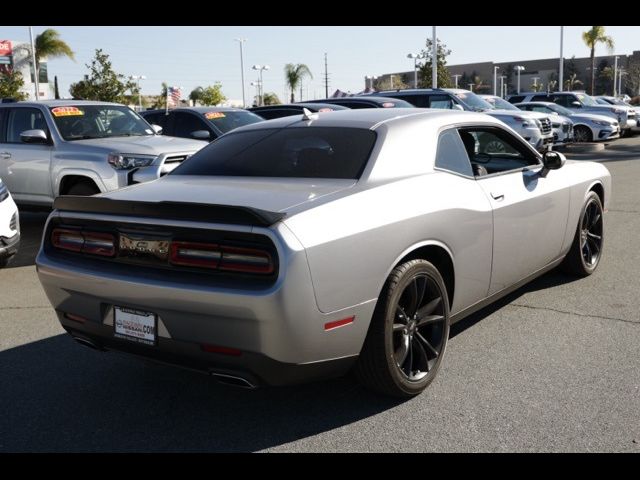 2017 Dodge Challenger SXT