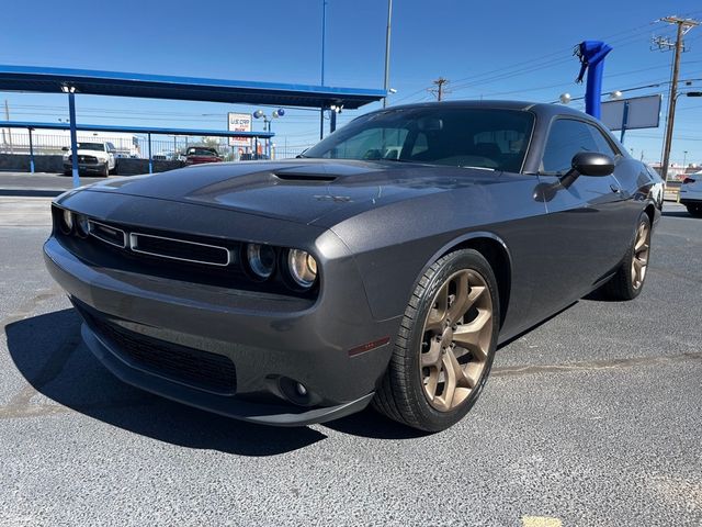 2017 Dodge Challenger SXT Plus