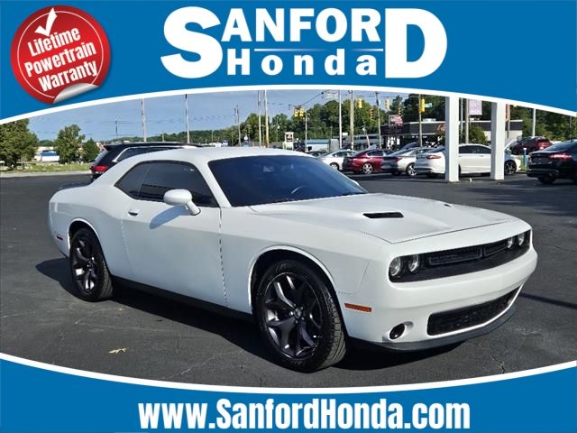 2017 Dodge Challenger SXT