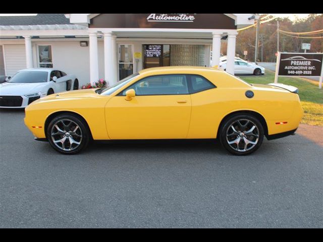 2017 Dodge Challenger SXT