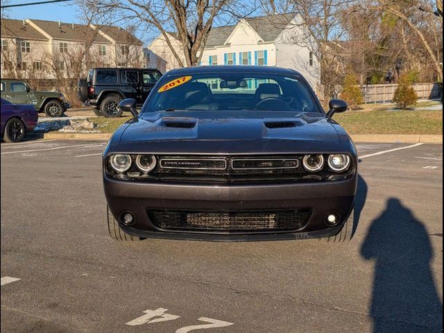 2017 Dodge Challenger SXT Plus