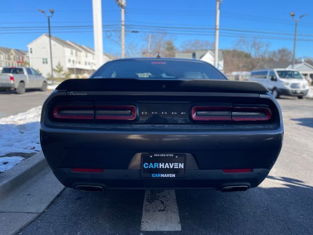 2017 Dodge Challenger SXT Plus