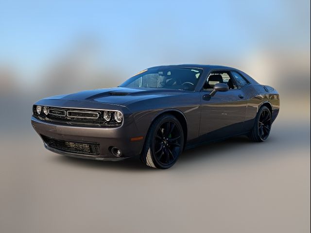 2017 Dodge Challenger SXT Plus