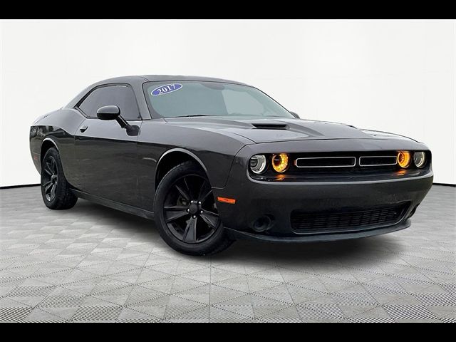 2017 Dodge Challenger SXT