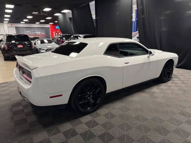 2017 Dodge Challenger SXT