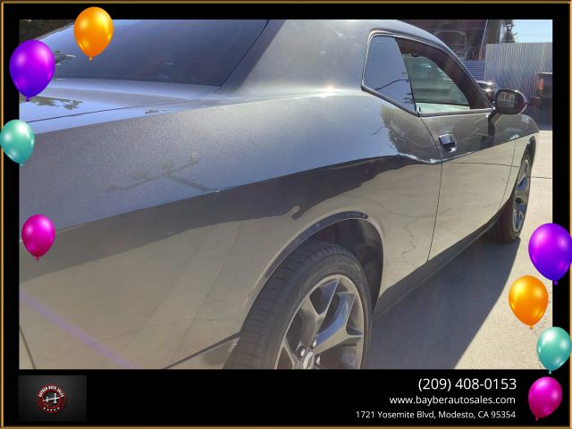 2017 Dodge Challenger SXT