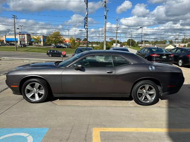 2017 Dodge Challenger SXT