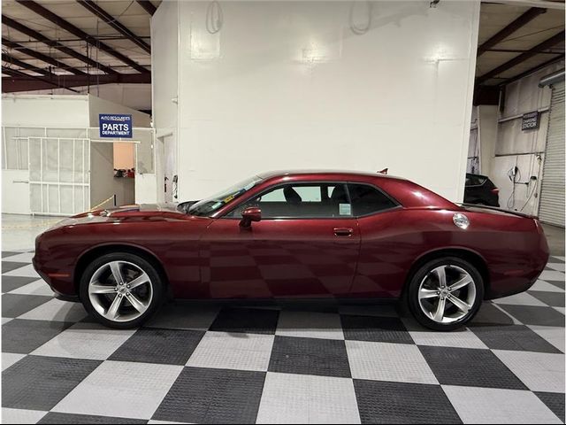 2017 Dodge Challenger SXT