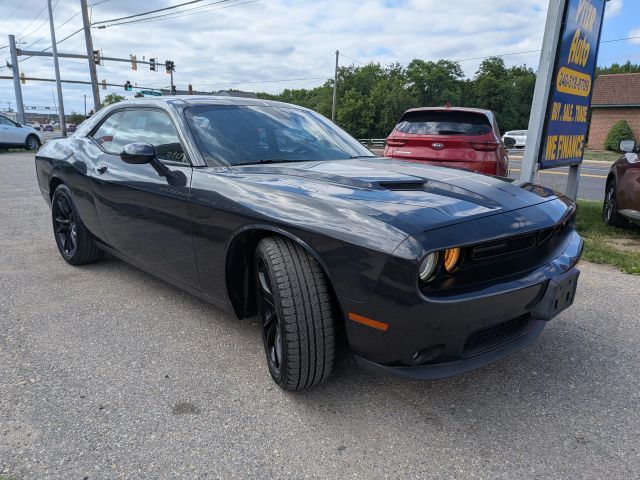 2017 Dodge Challenger SXT