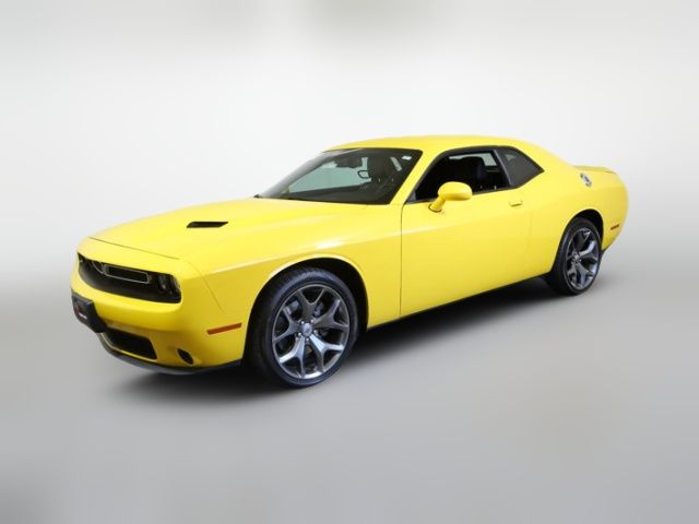 2017 Dodge Challenger SXT Plus