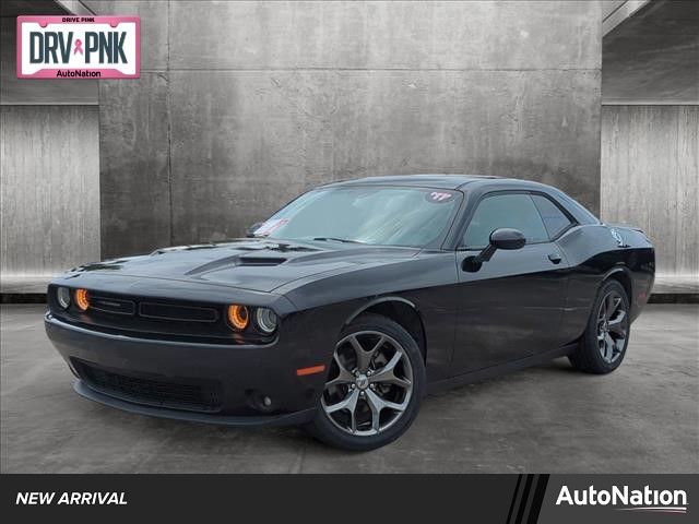 2017 Dodge Challenger SXT Plus