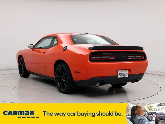 2017 Dodge Challenger SXT