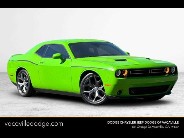 2017 Dodge Challenger SXT Plus