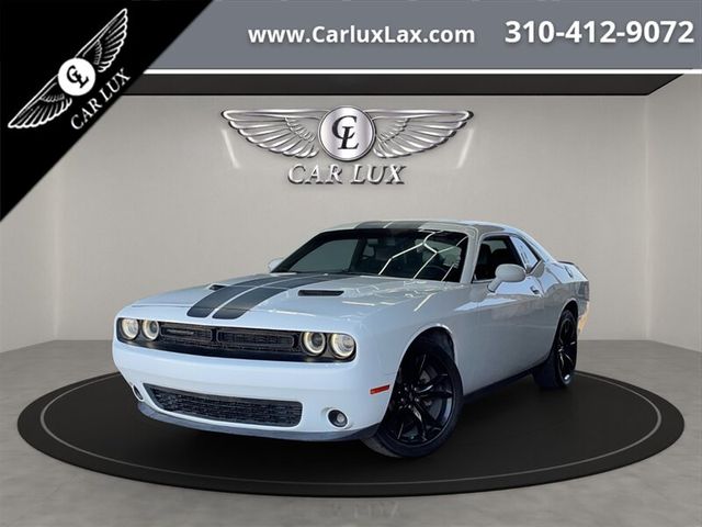 2017 Dodge Challenger SXT Plus