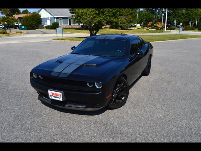 2017 Dodge Challenger SXT Plus