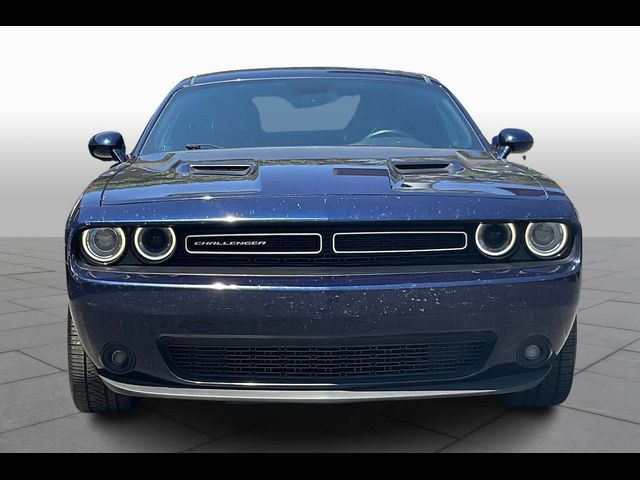 2017 Dodge Challenger SXT Plus