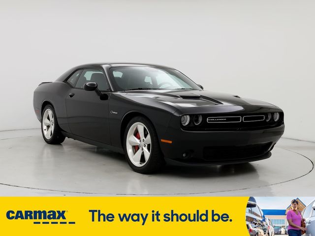 2017 Dodge Challenger SXT Plus