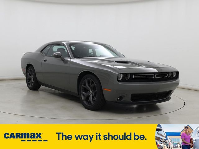 2017 Dodge Challenger SXT Plus