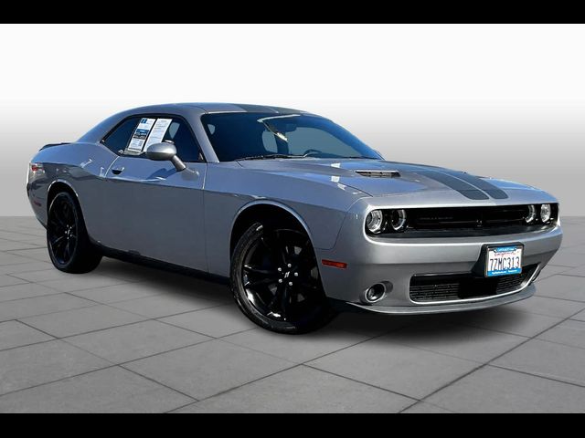 2017 Dodge Challenger SXT Plus