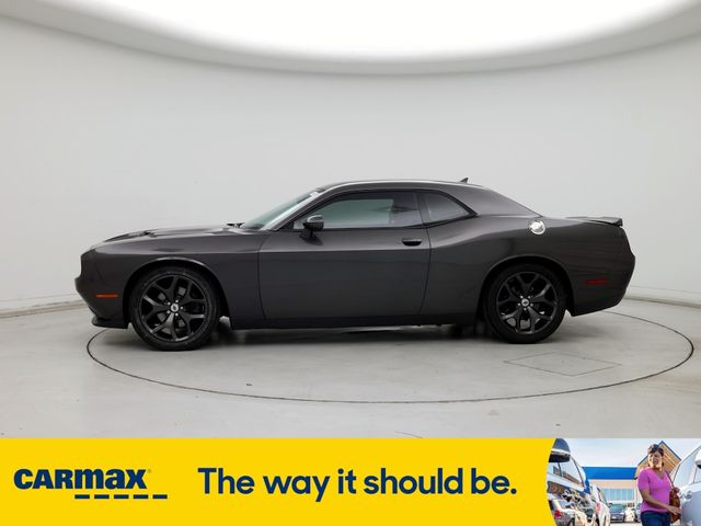 2017 Dodge Challenger SXT Plus