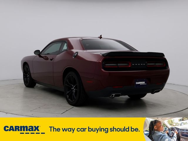 2017 Dodge Challenger SXT Plus