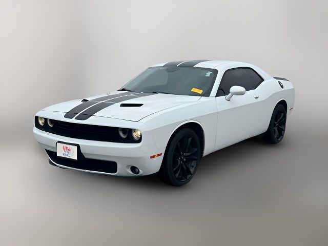 2017 Dodge Challenger SXT Plus