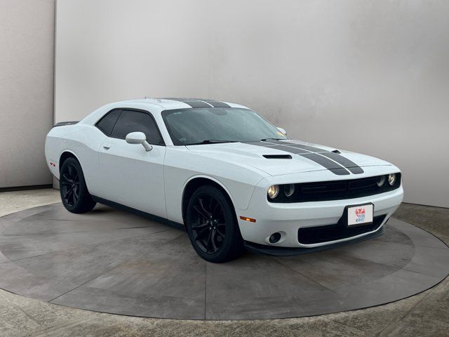 2017 Dodge Challenger SXT Plus