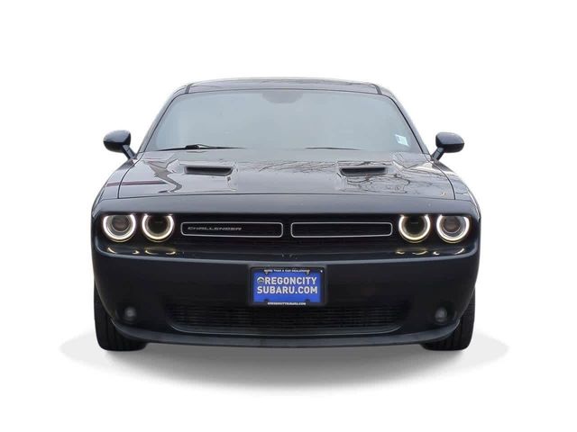 2017 Dodge Challenger SXT Plus