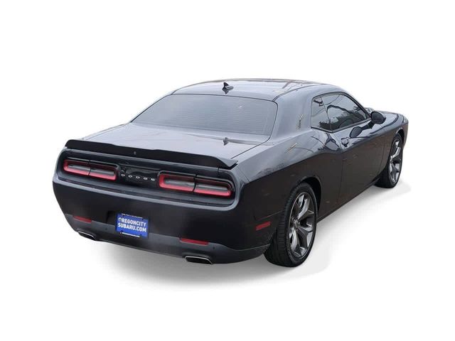 2017 Dodge Challenger SXT Plus