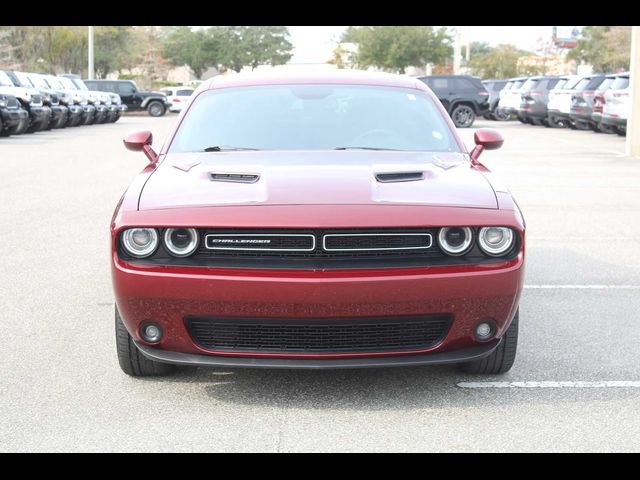 2017 Dodge Challenger SXT Plus