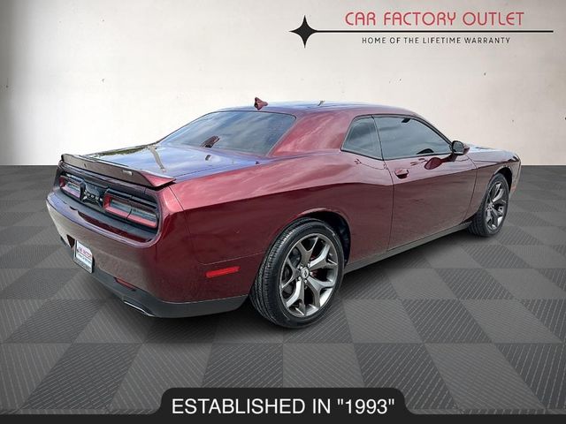 2017 Dodge Challenger SXT Plus