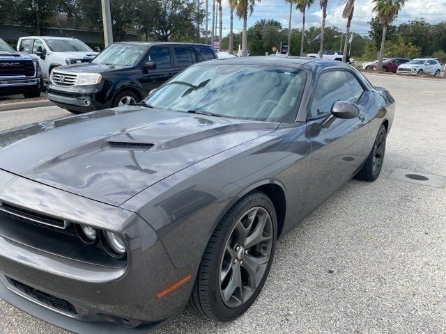 2017 Dodge Challenger SXT Plus