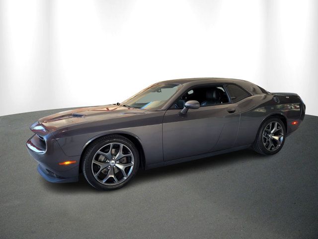 2017 Dodge Challenger SXT Plus